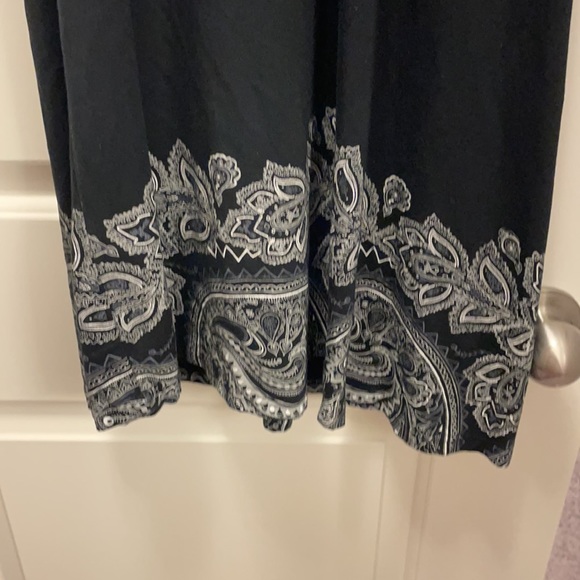 Fun casual black dress. - Picture 2 of 4